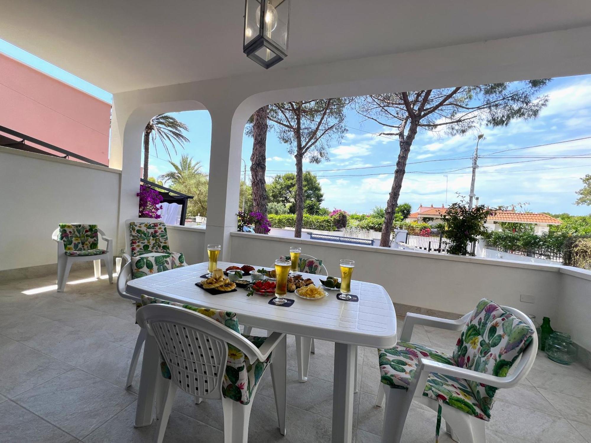 Dimora Carose Apartment Santa Maria al Bagno Luaran gambar