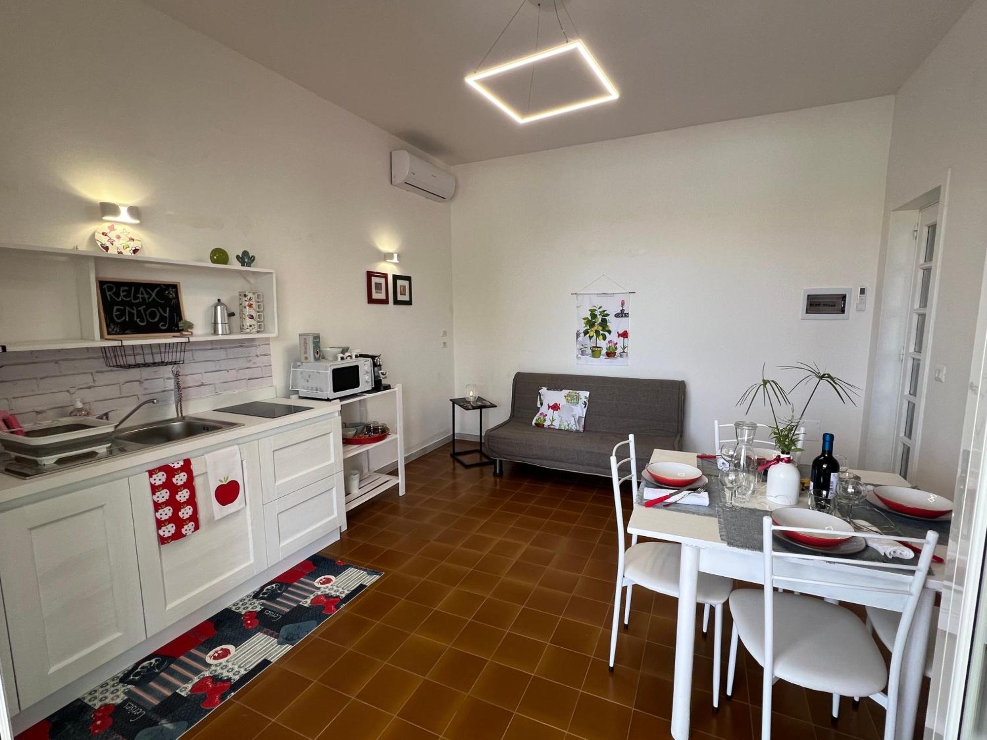 Dimora Carose Apartment Santa Maria al Bagno Luaran gambar