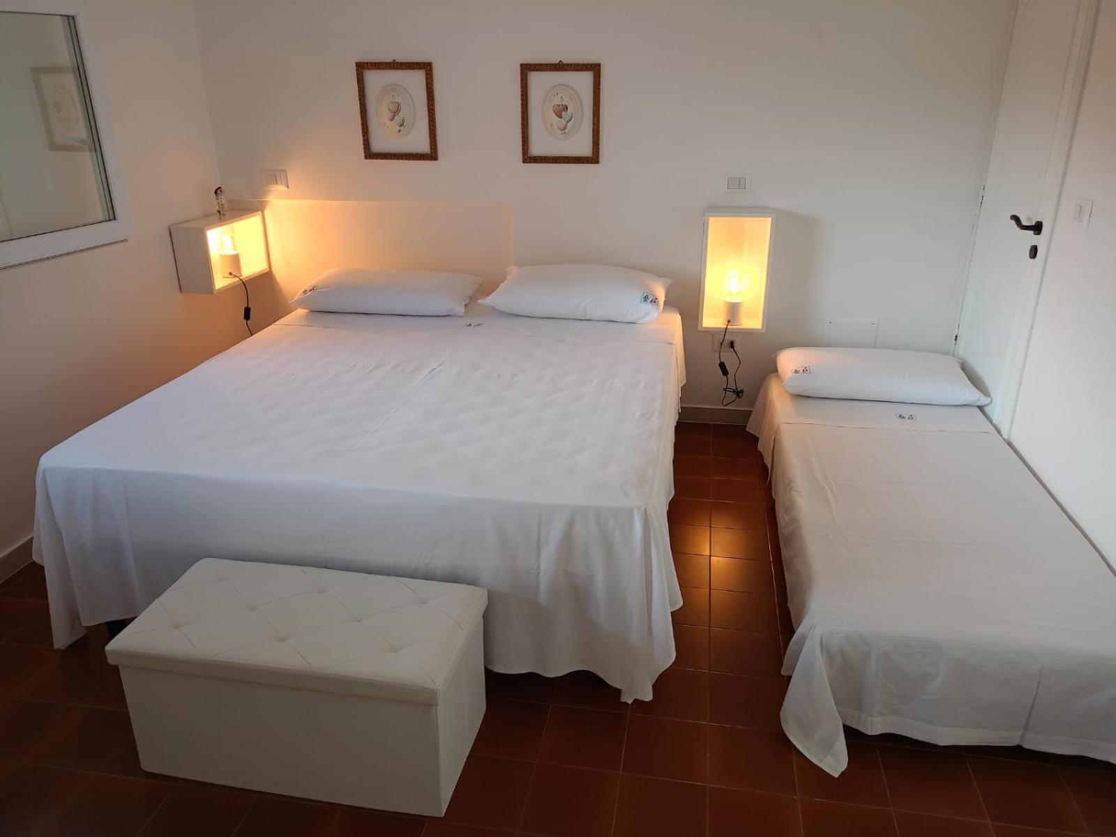 Dimora Carose Apartment Santa Maria al Bagno Luaran gambar